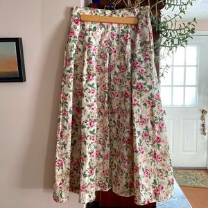 ❌ Sold ❌ Vintage Rose Skirt, 100% Cotton